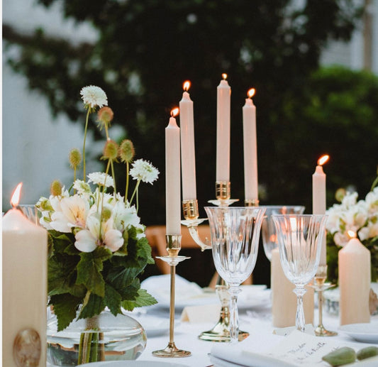 DINNER BY CANDLELIGHT