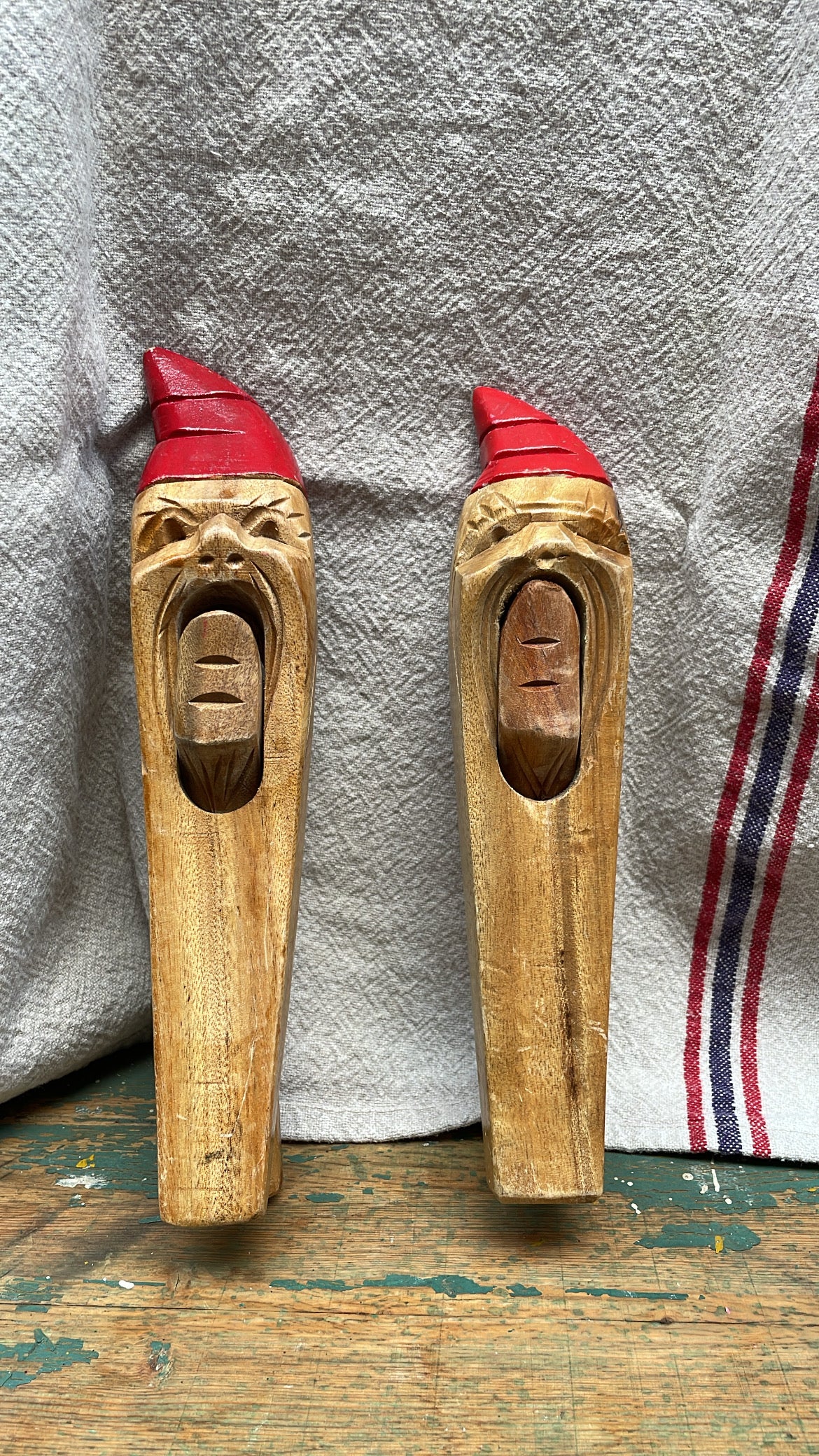 Vintage Hand-Carved Scandinavian Nutcracker Tomte, Pair — Träsnideri Julfigur