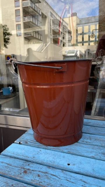 Enamel Bucket - Brown #6