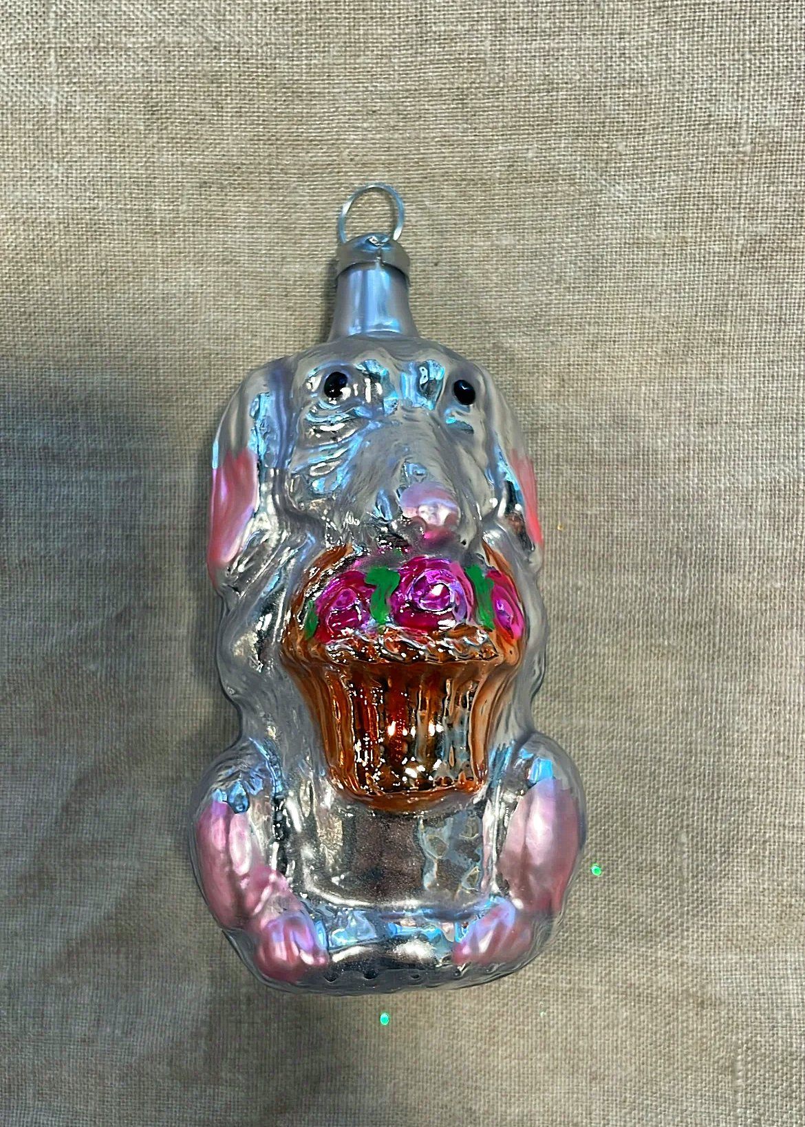 Nostalgic Dog with Flower Basket | Nostalgie Christbaumschmuck | Christmas Ornament