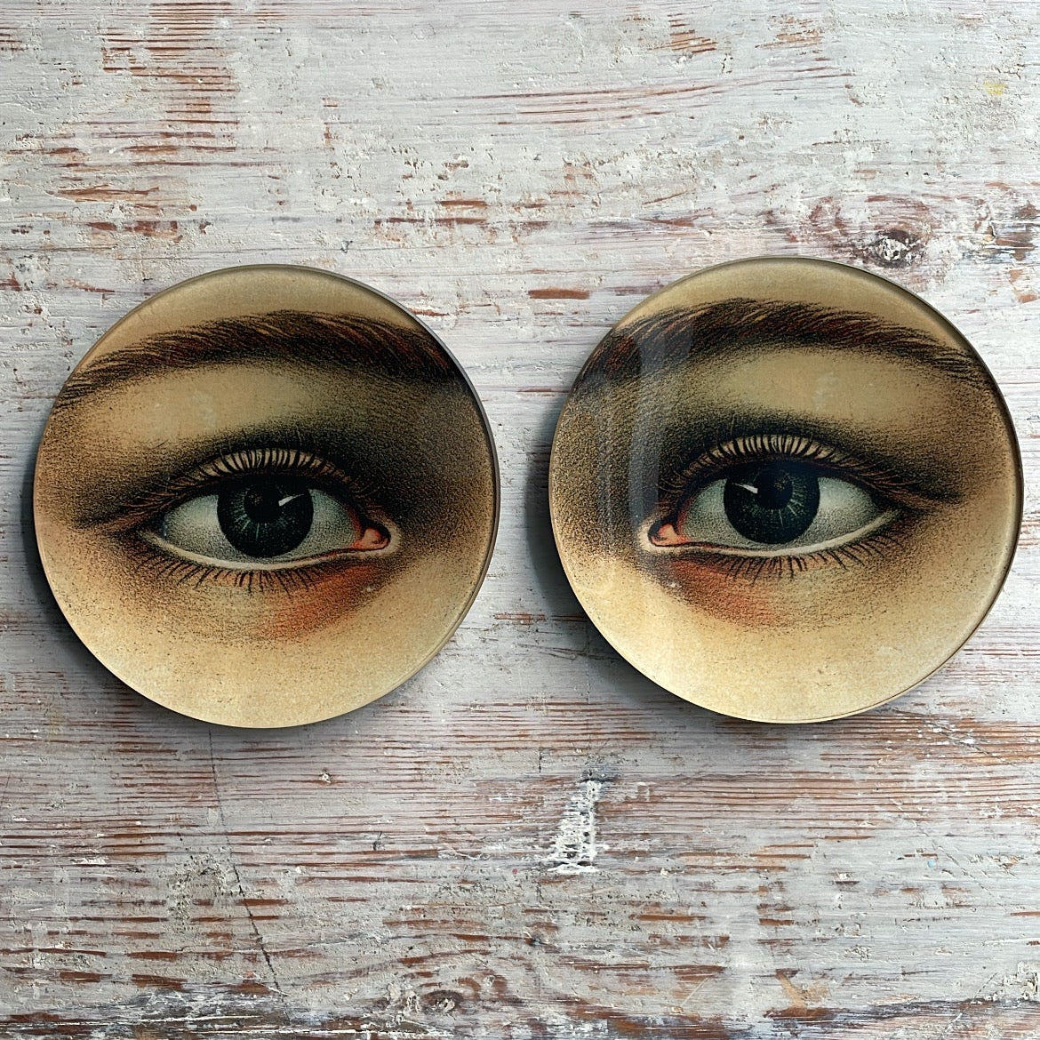 Eye Left