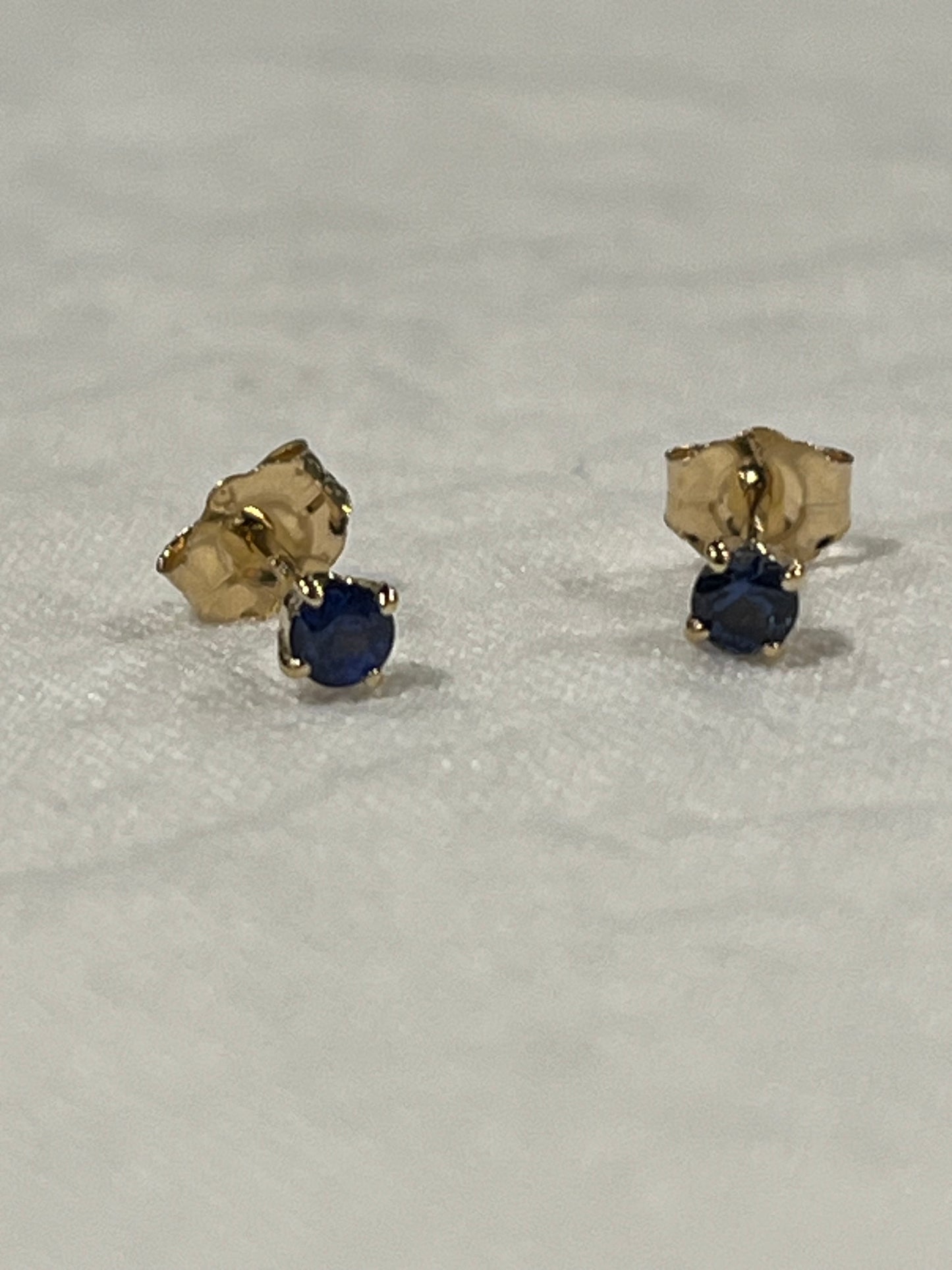 Sapphire Studs | Mikkel Brøgger