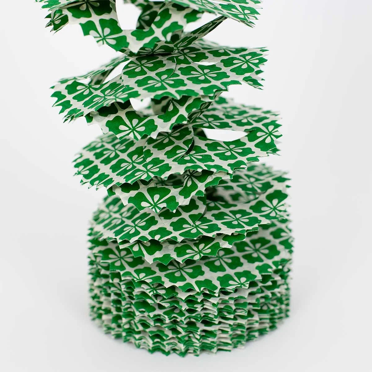 White/Green Kathmandu - Swedish Garland | Christmas Ornament