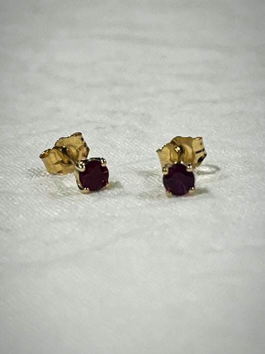 Ruby Studs | Mikkel Brøgger