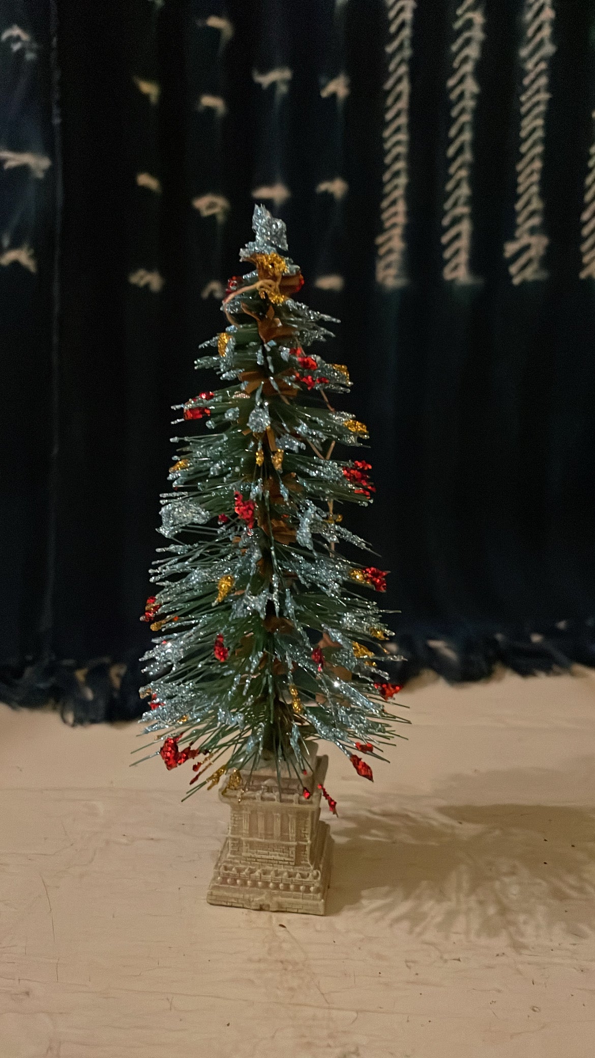 Frost Green Brush Christmas Tree