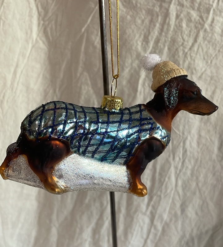 Bundled Up Dog - Dachshund | Christmas Ornament
