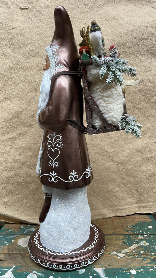 Grand Metalic Copper Santa with Gingerbread Decoration & Packbag | Ino Schaller
