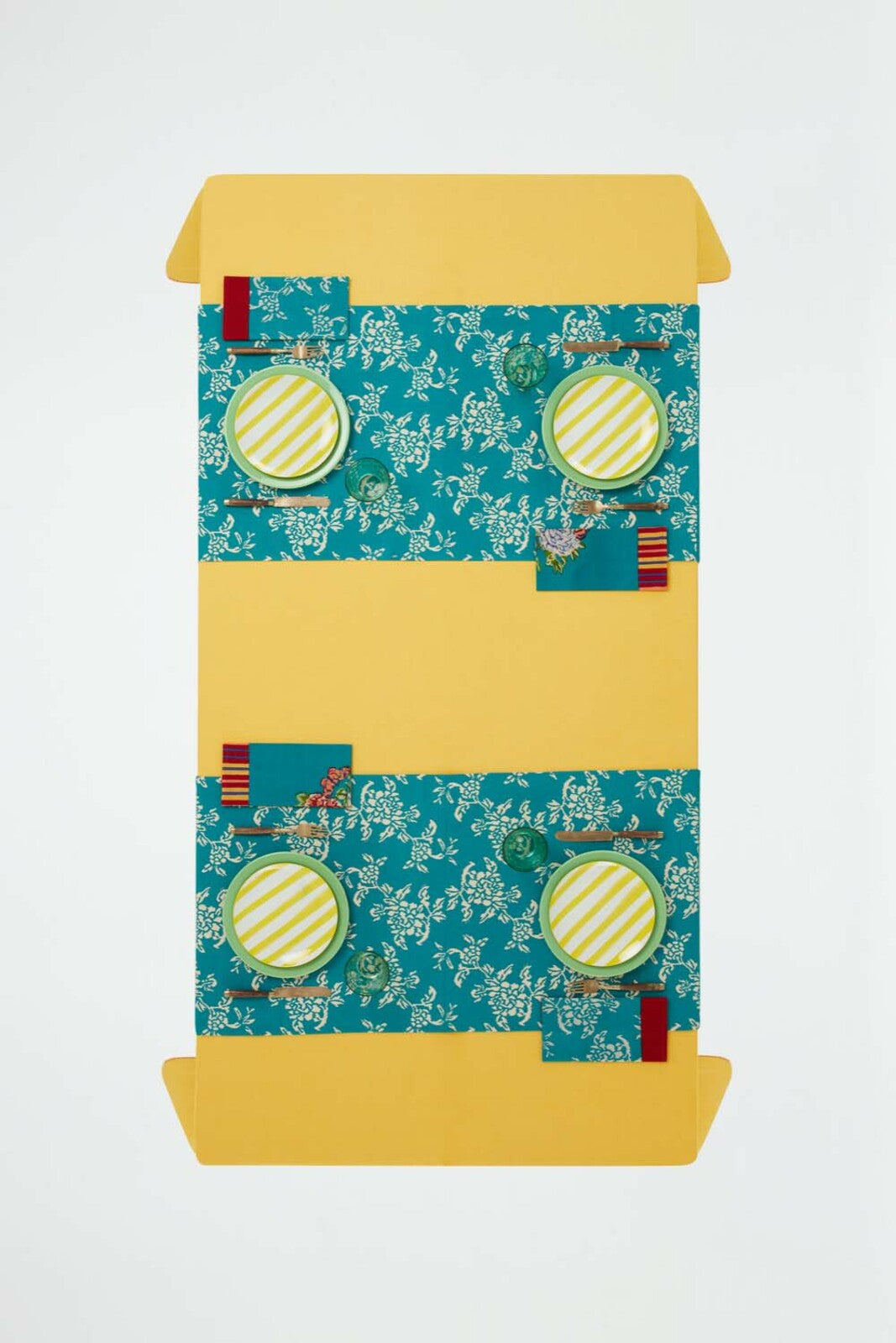 Kandem Queen Sea Green - Table Runner Lisa Corti