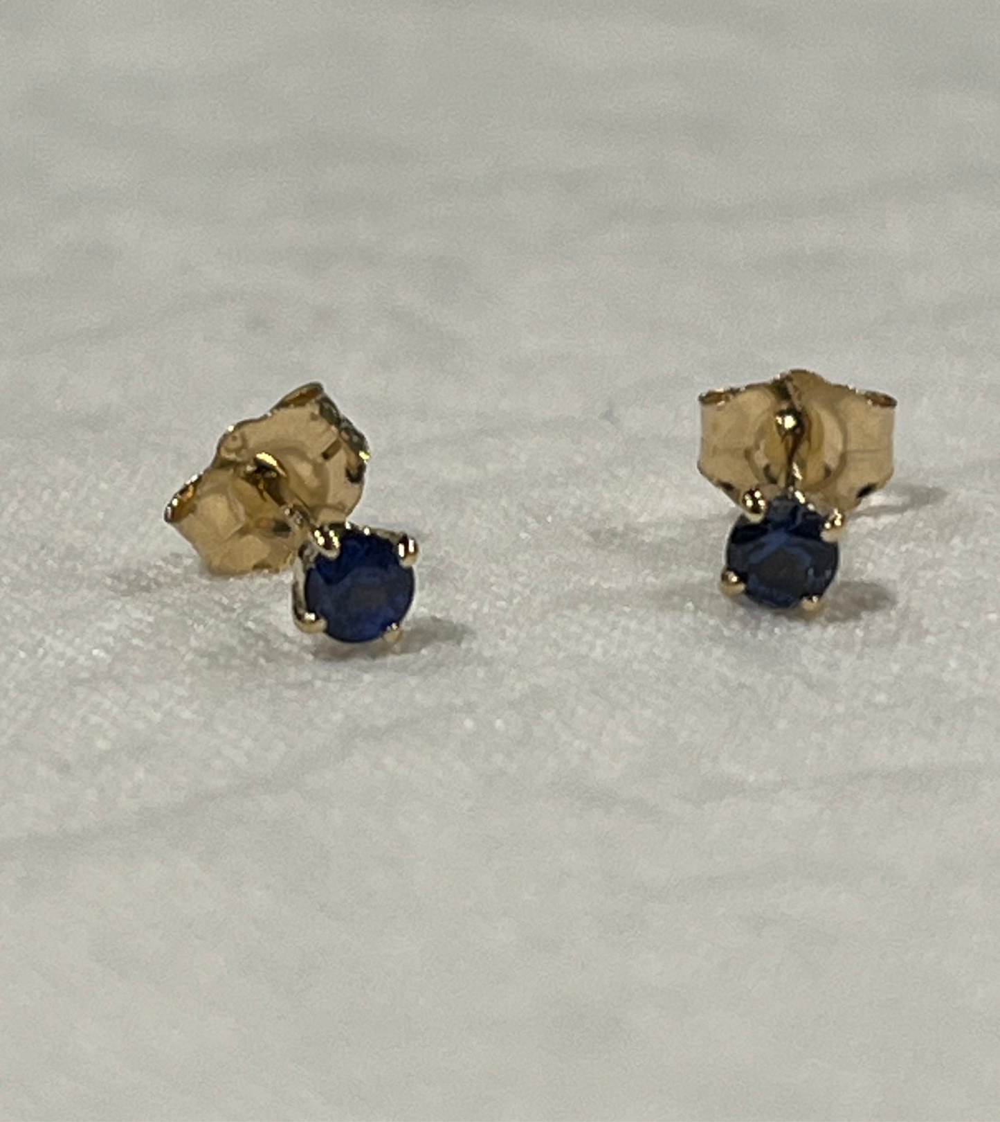 Sapphire Studs | Mikkel Brøgger