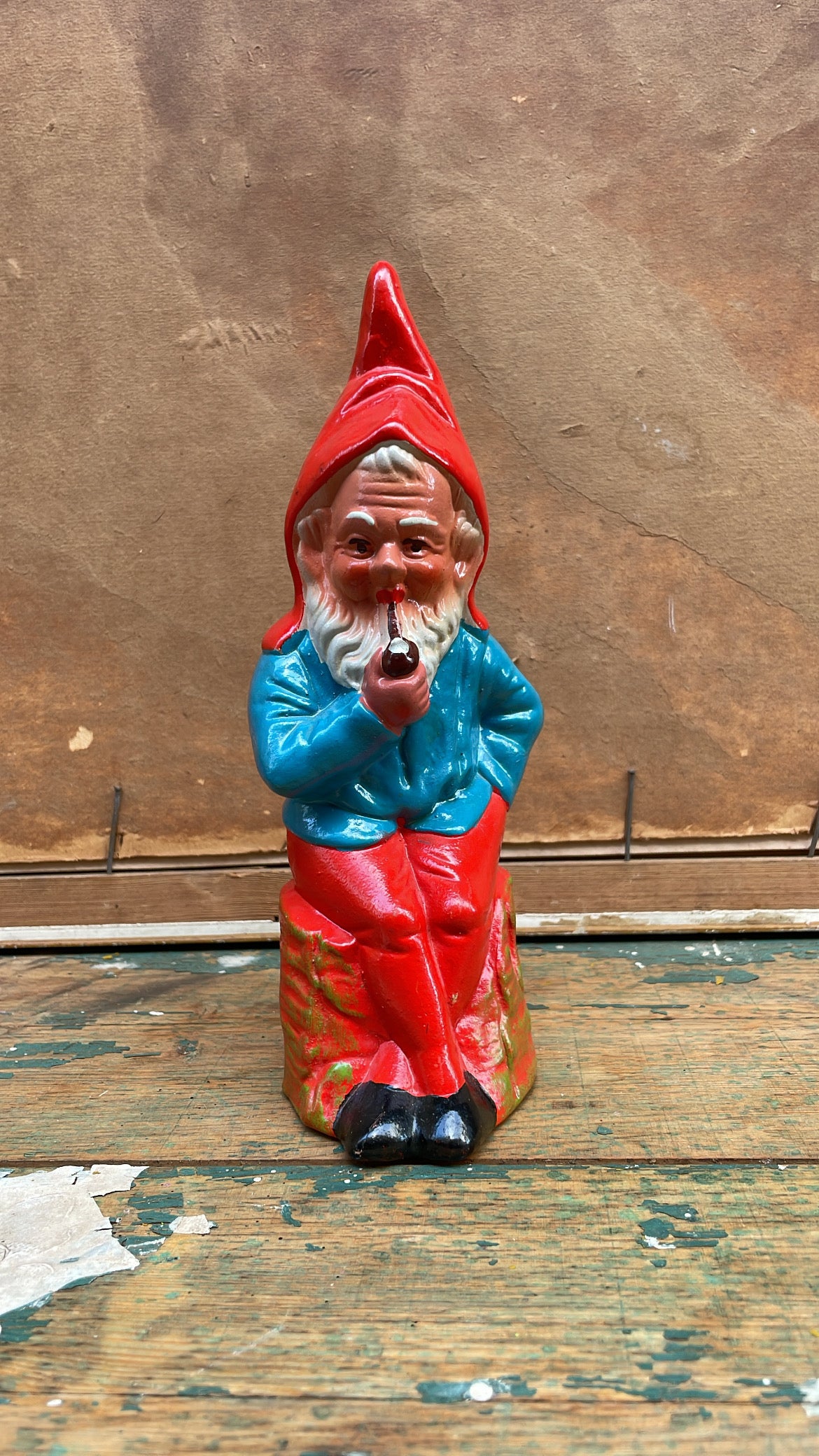 Vintage Scandinavian Pipe-Smoking Tomte Figurine — Hand-Painted Mid-Century Santa