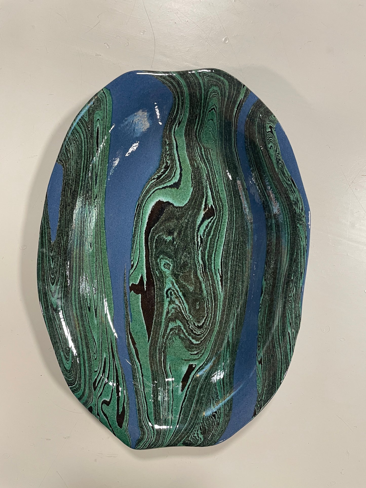 No Name Scalloped Oval Dish Tapas a Godrons | Atelier Saint André Perrin