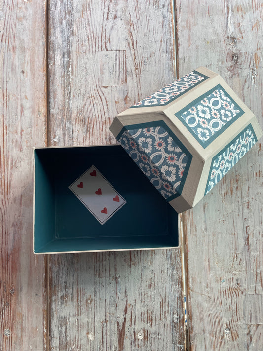 “Fleurs & Entrelacs” Wedding Box – Handmade in Paris | Antoinette Poisson