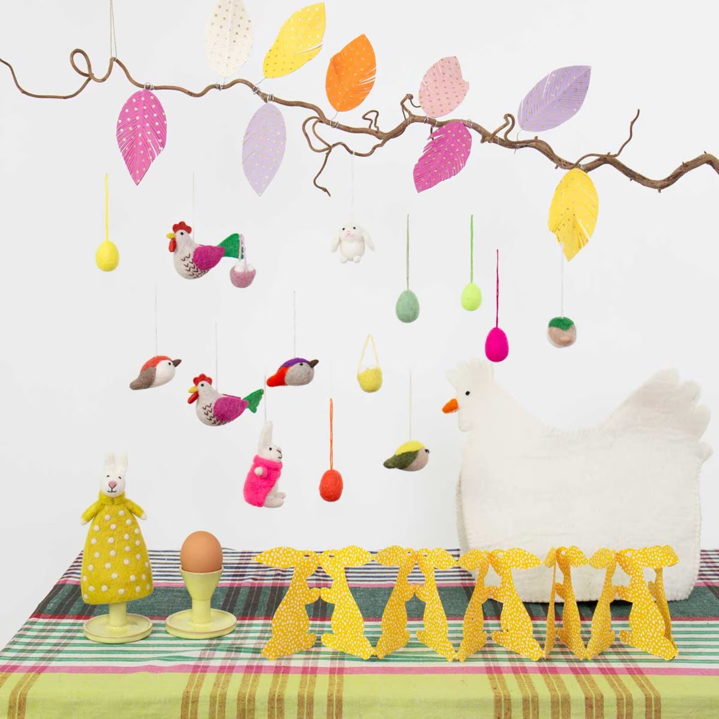 Twister Feather Paper Easter Decorations 10-pack