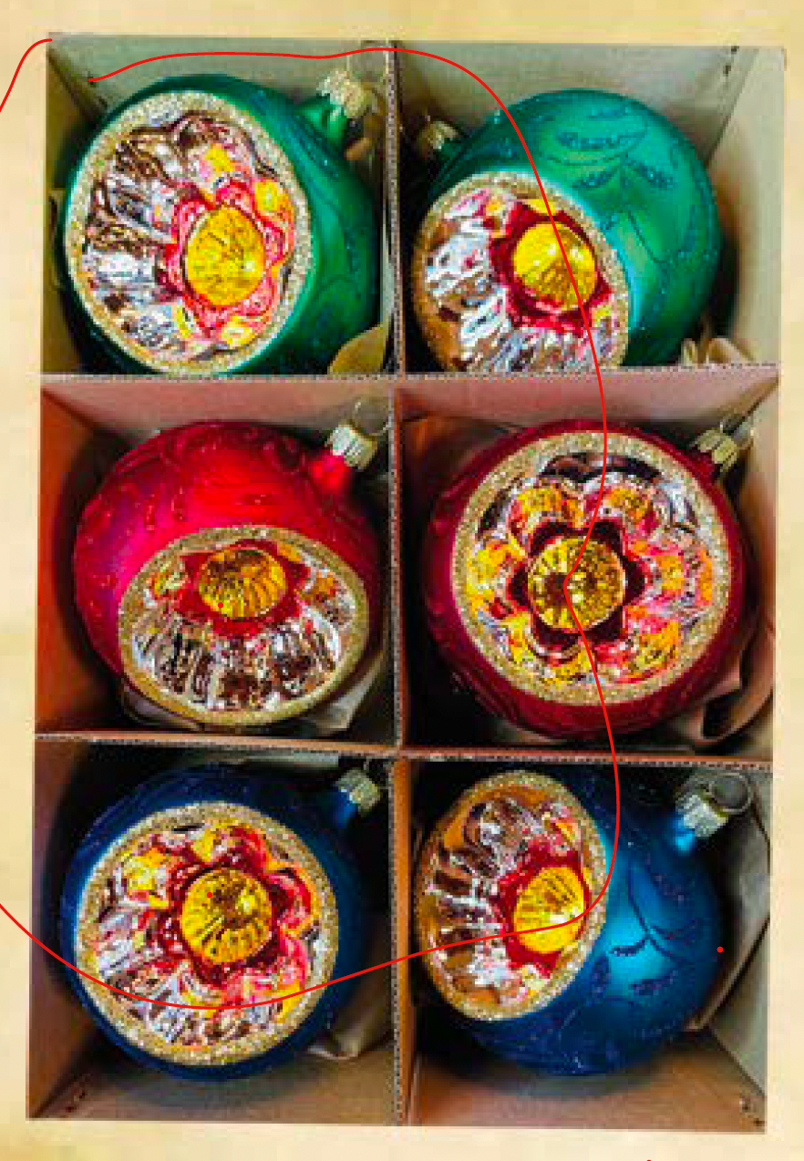 Red Reflecting Ball with Velvet Pattern| Nostalgie Christbaumschmuck