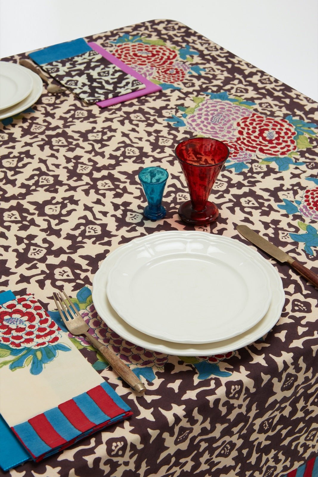 Arabesque Corolla Natural Coffee Cotton Cloth - Bon Ton goods