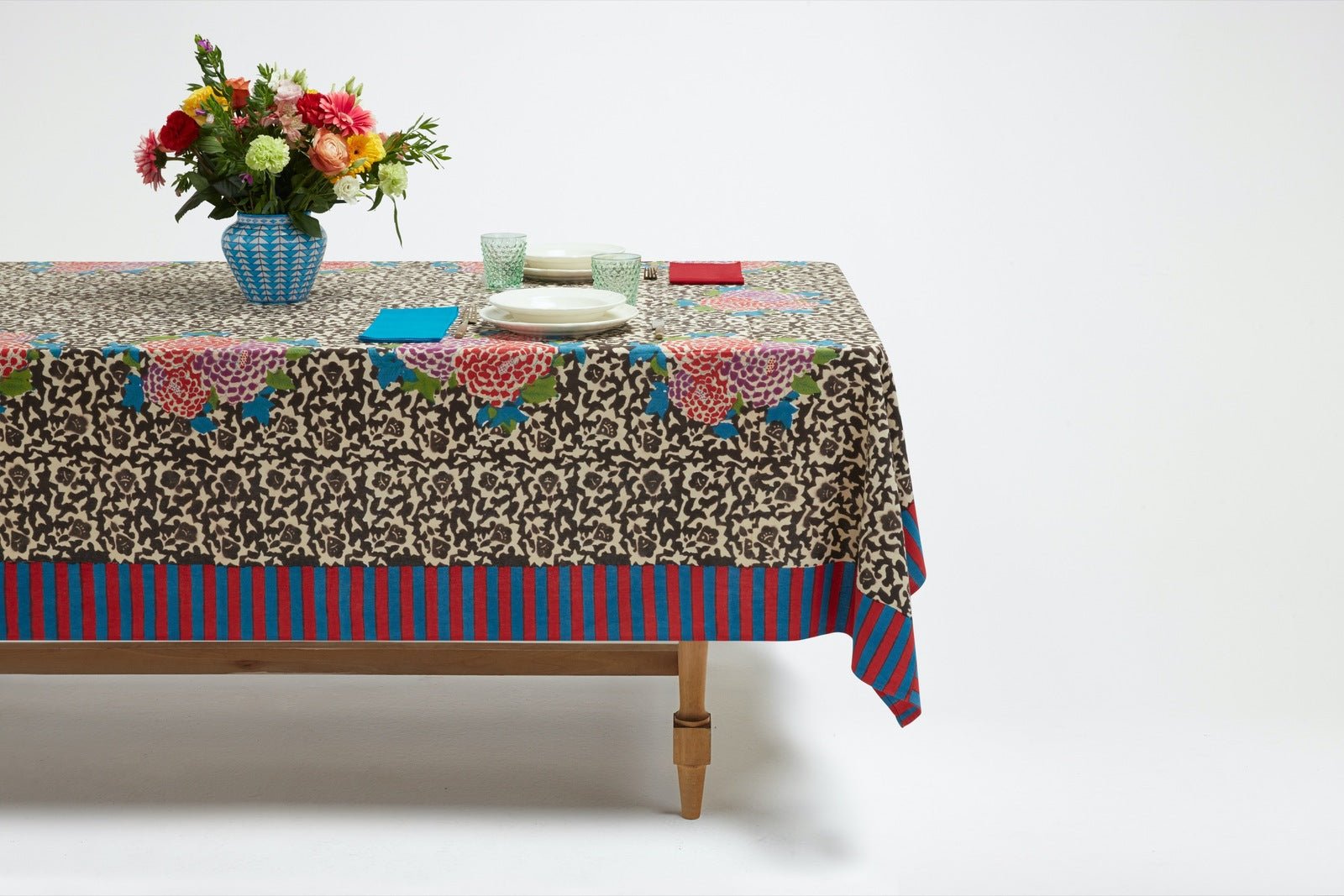 Arabesque Corolla Natural Coffee Cotton Cloth - Bon Ton goods
