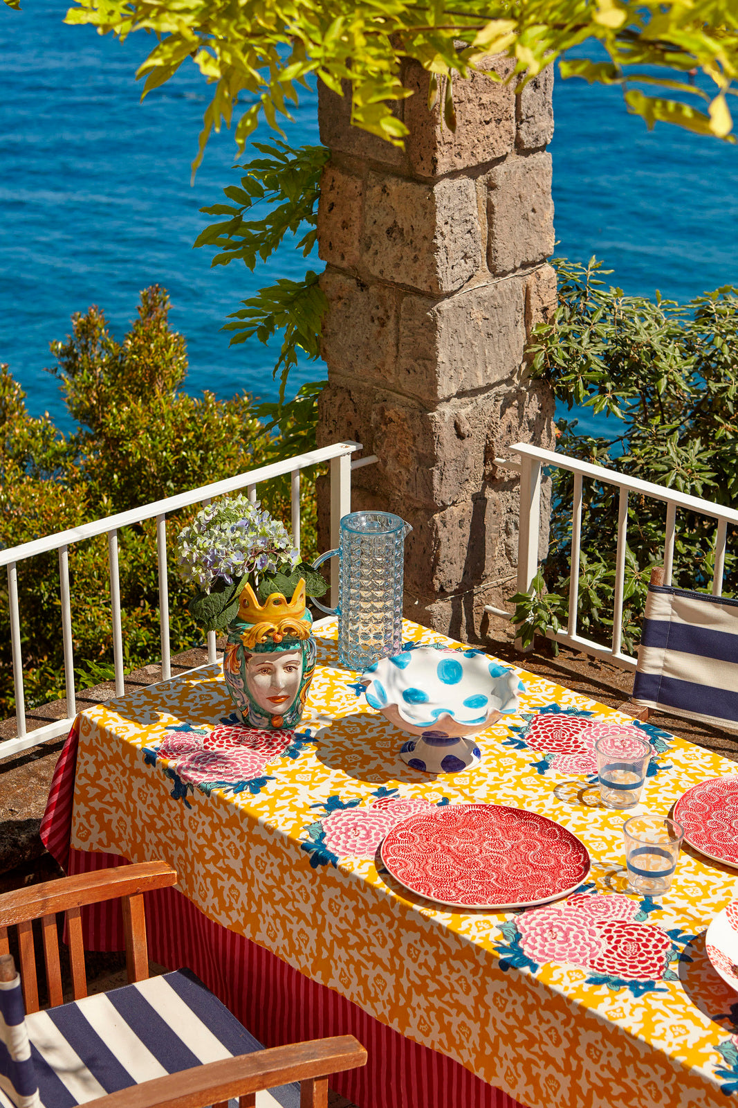 Arabesque Corolla Gold Natural Tablecloth – 180X180 | Lisa Corti