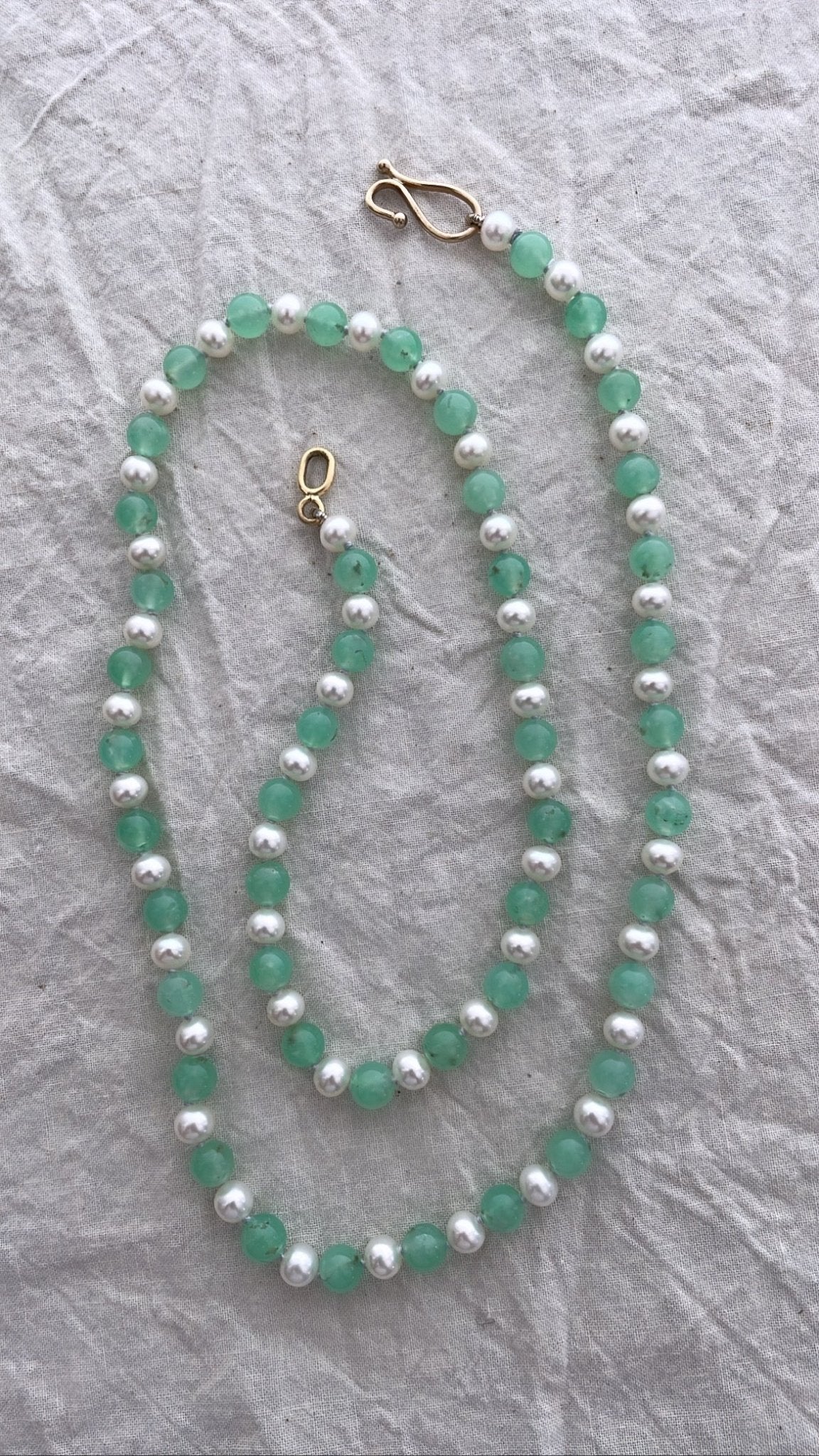 Chrysoprase and White Pearl Necklace - Bon Ton goods