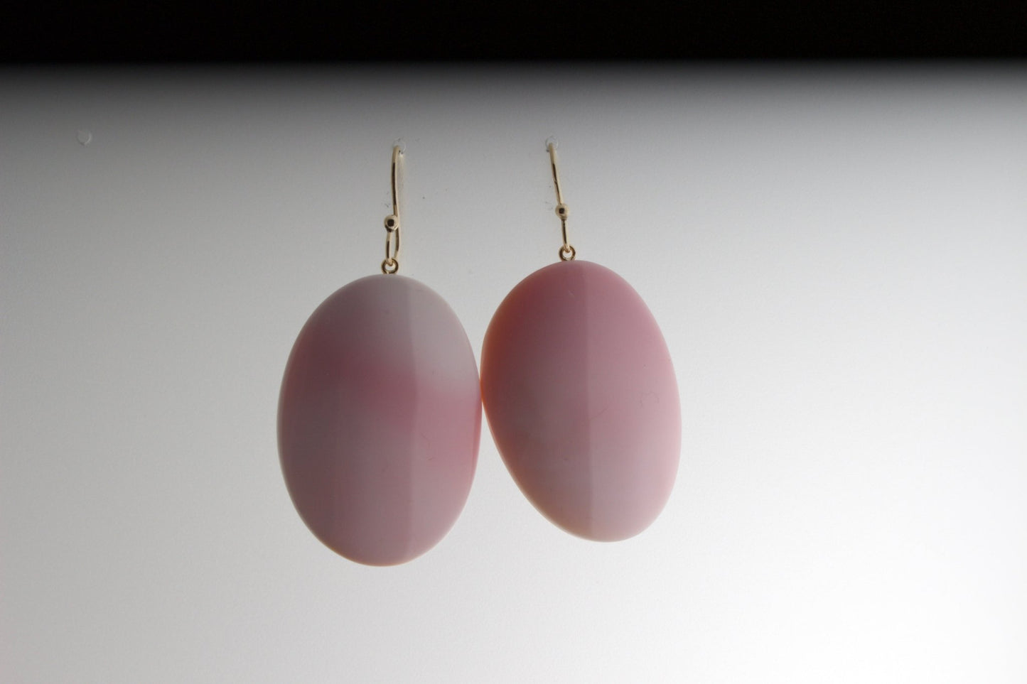 Conch Shell Earrings II - Bon Ton goods