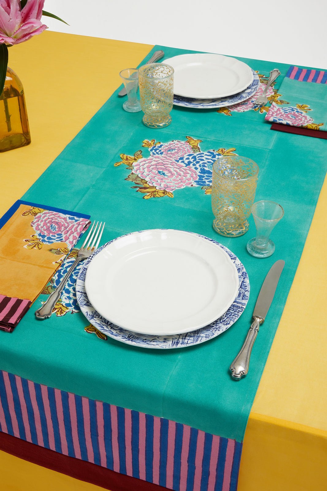 Corolla Gold Veronese - Table Runner | Lisa Corti - Bon Ton goods