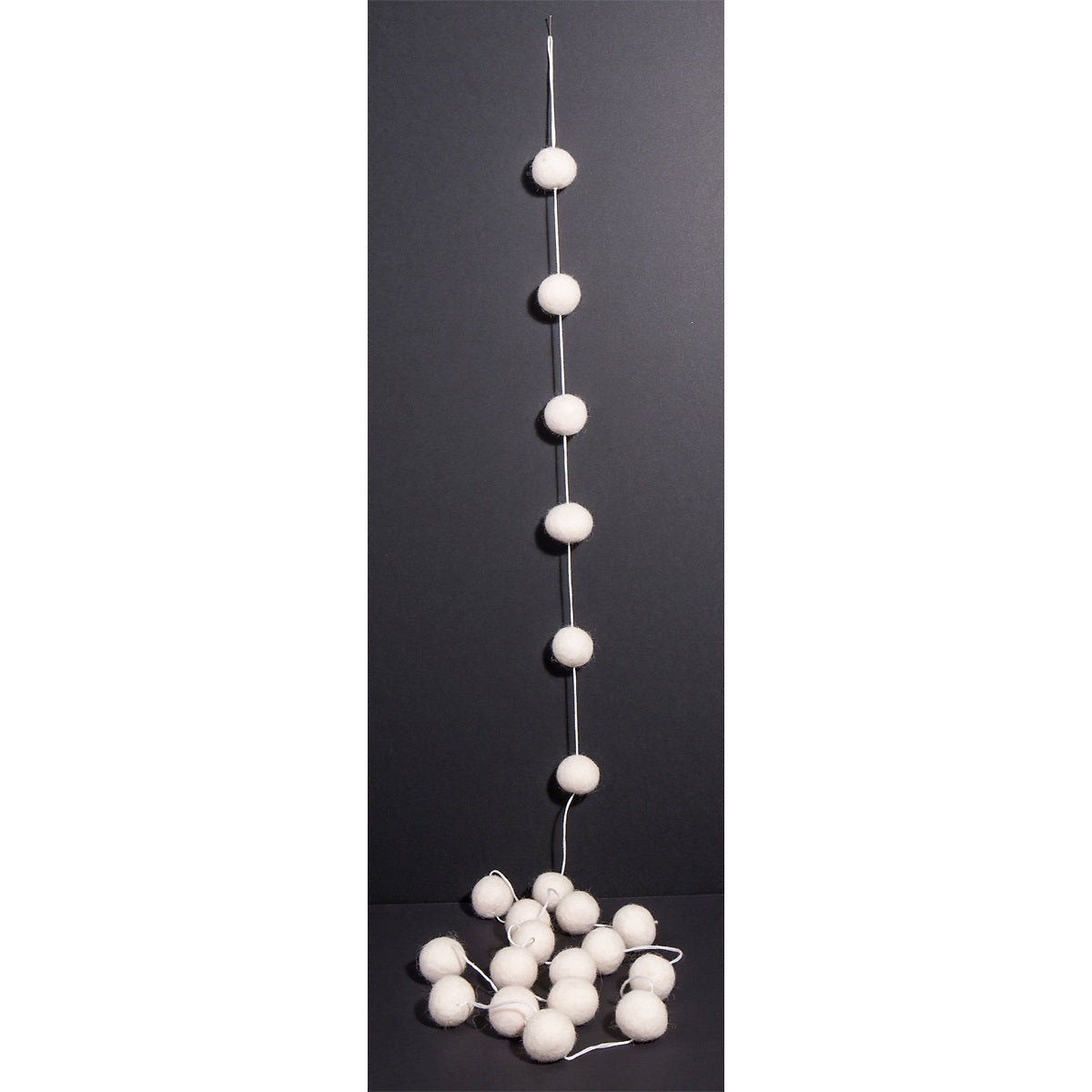 Felt Balls Garland, White - Bon Ton goods