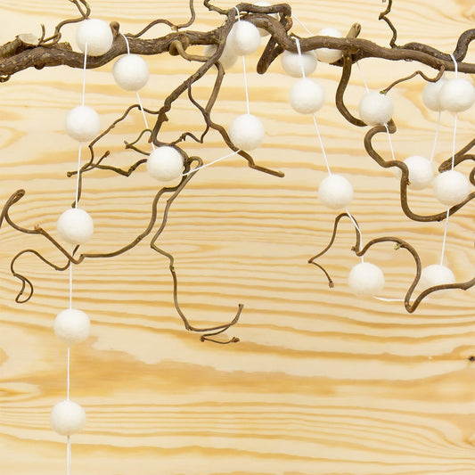 Felt Balls Garland, White - Bon Ton goods
