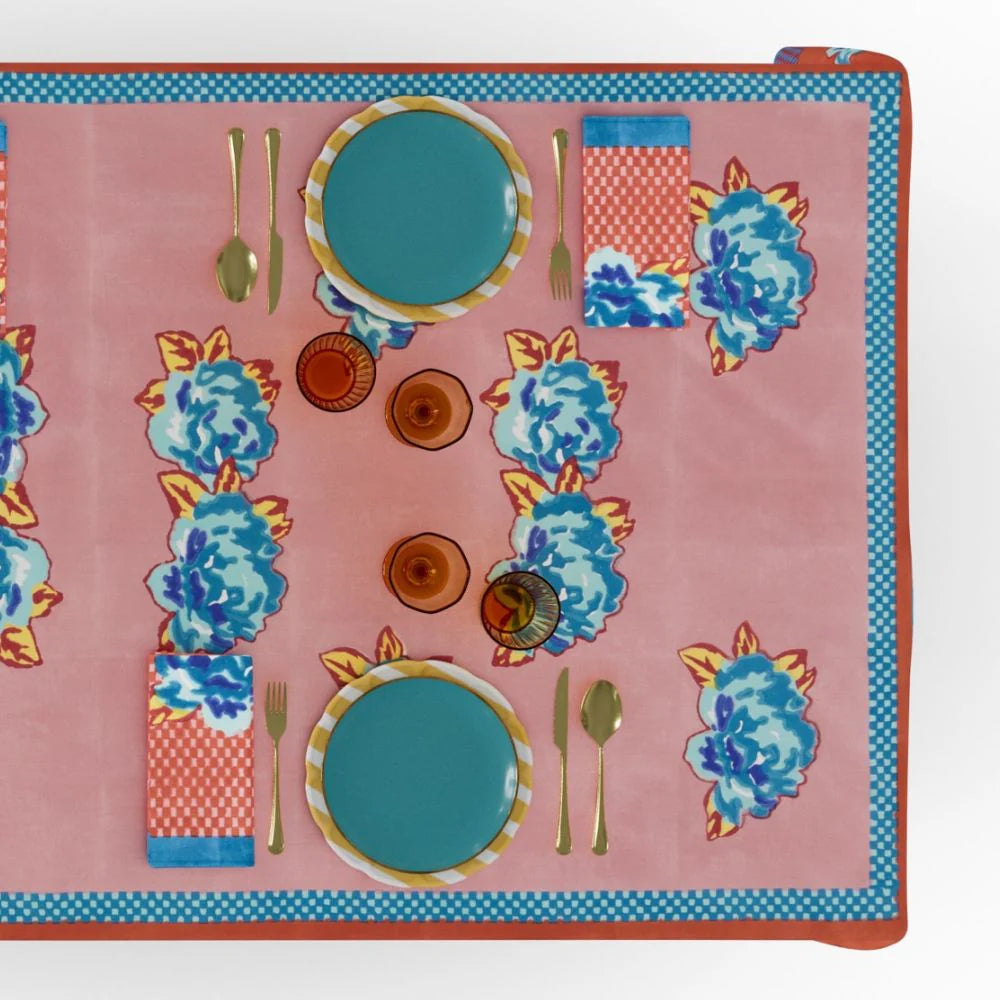 Double Peonia Rust-Old – Pink Tablecloth - 180X180 | Lisa Corti