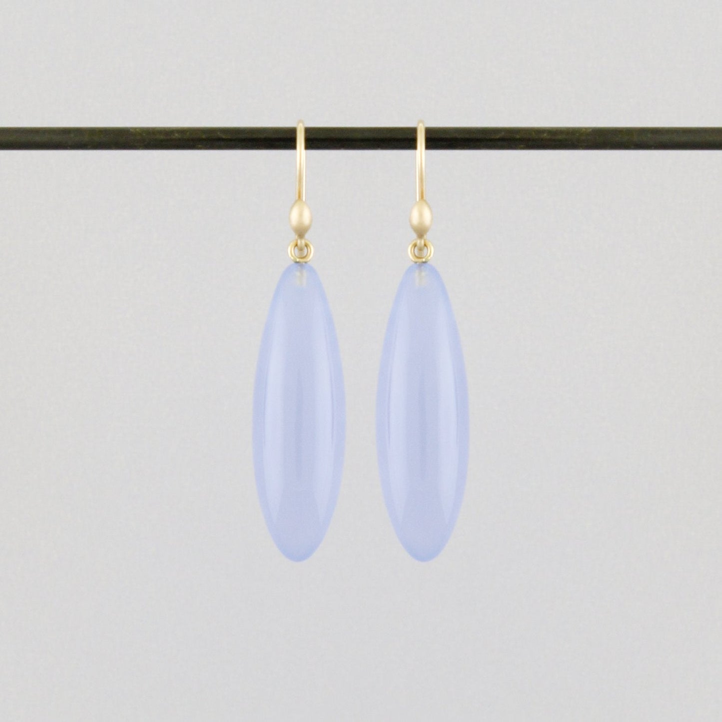 Long Berries Blue Chalcedony - Bon Ton goods