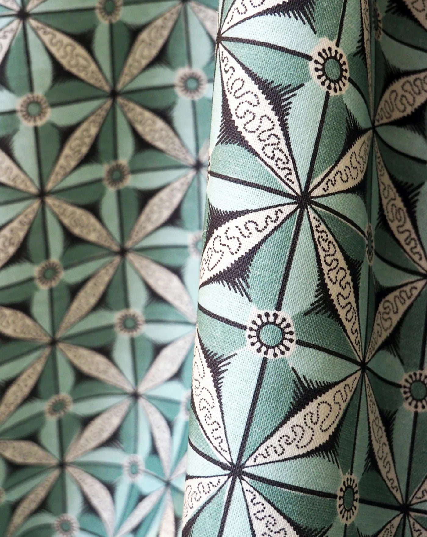 Mezieres Vert/Green Small Cushion - Antoinette Poisson Linen Cushion – Domino Paper Design - Bon Ton goods