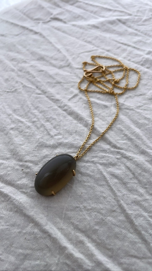 Moonstone Ceylon Oval Pendant - Bon Ton goods