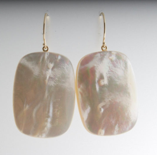 Mother of Pearl Earrings - Bon Ton goods