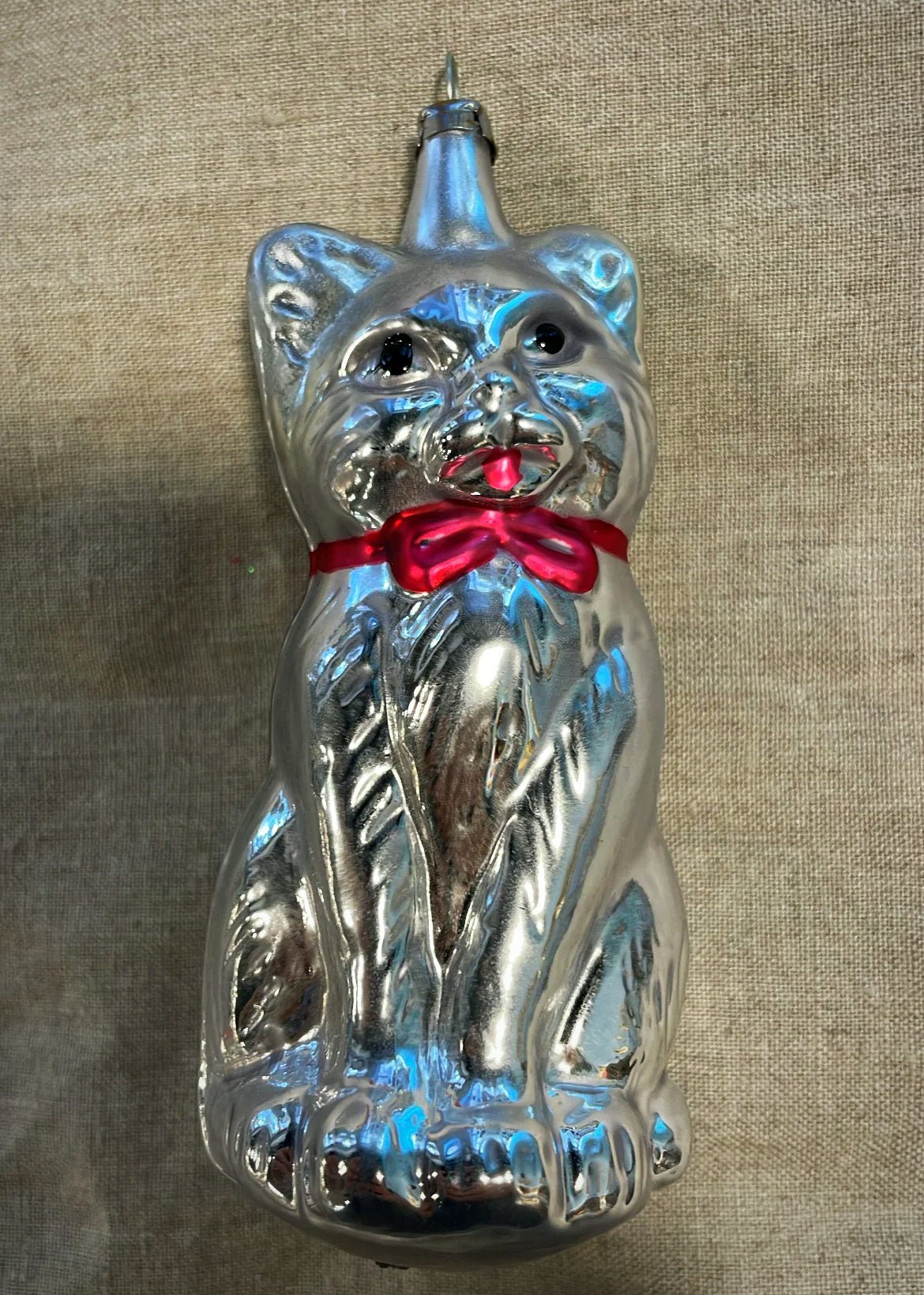 Nostalgic Cat with Bow Tie | Nostalgie Christbaumschmuck - Bon Ton goods
