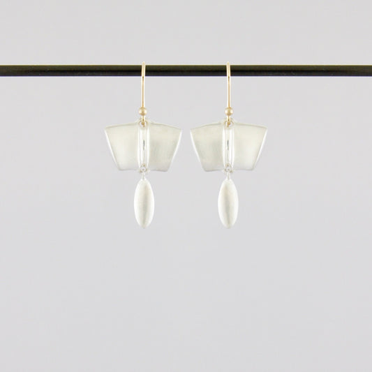 Oval Bar Dangle - Bon Ton goods