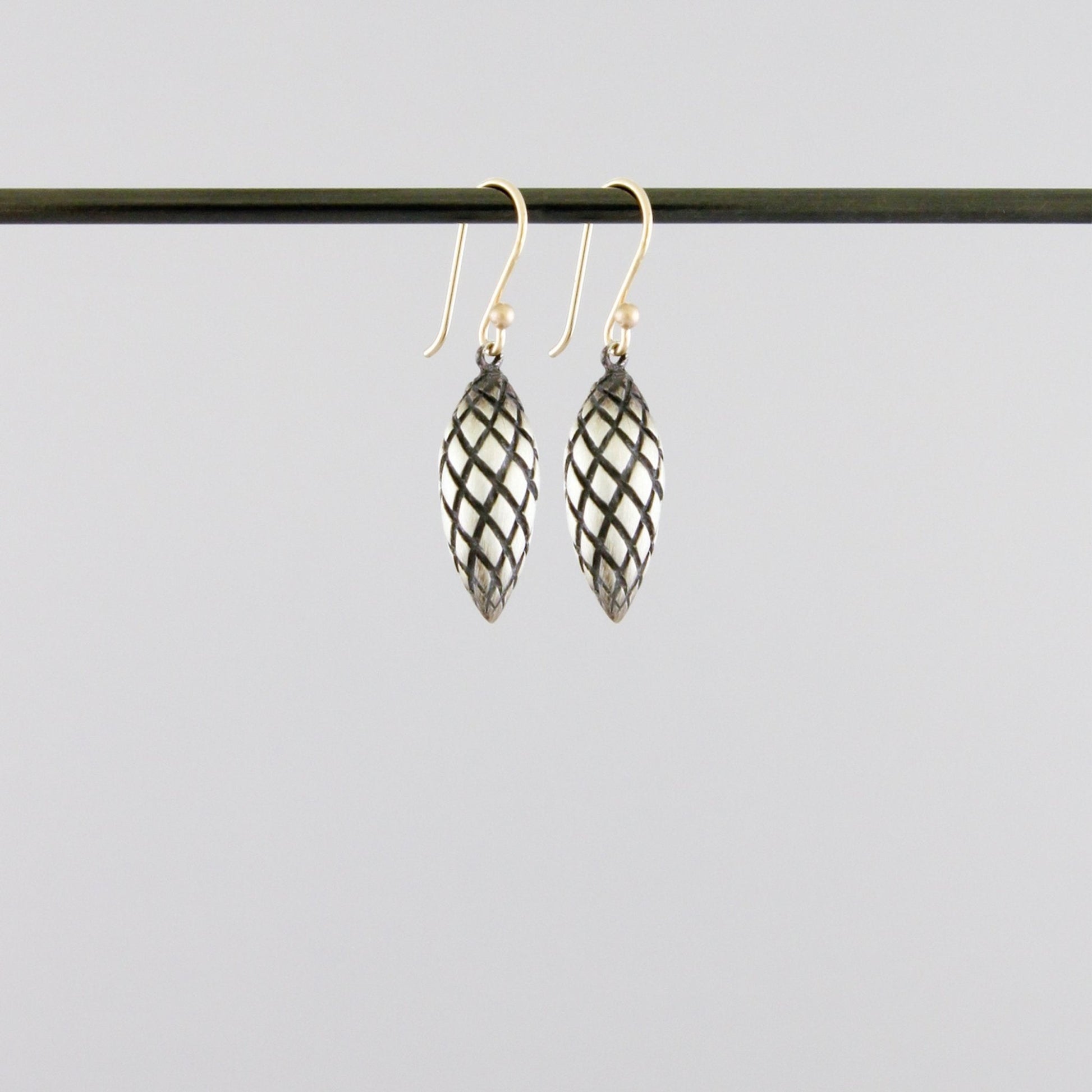 Oxidized Pinecones - Bon Ton goods