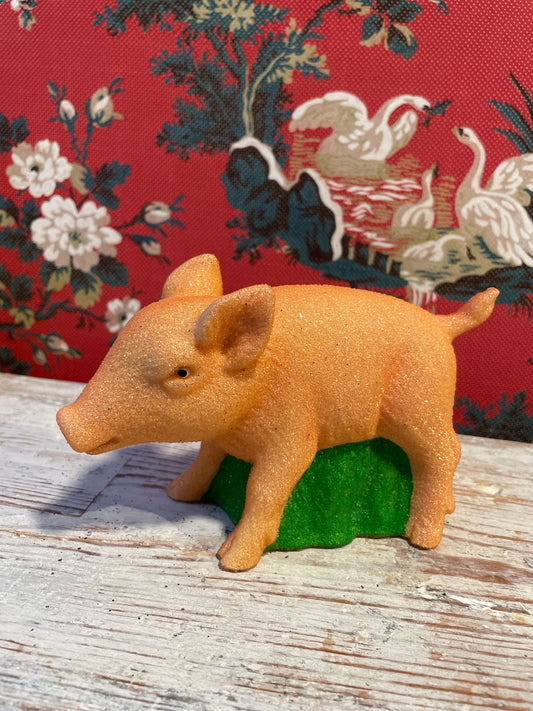 Piggy Rose Pearled With Grass | Ino Schaller - Bon Ton goods