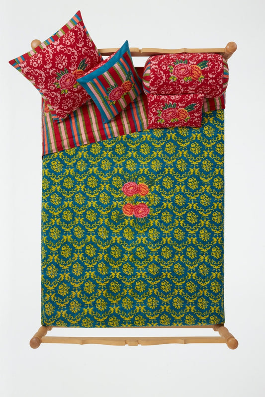 Love Flower Red Quilt 220 x 270 | Lisa Corti