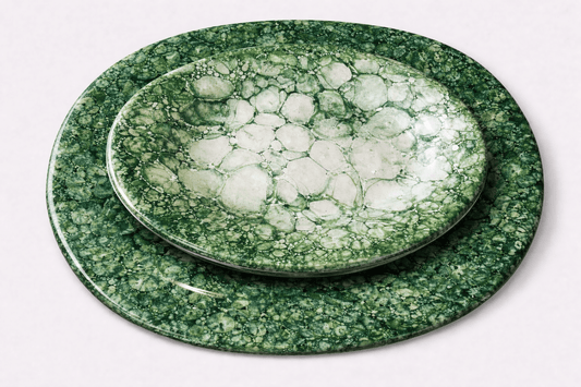 Small Marbled Dinner Plate, Dark Green | Handmade Erik Bendtsen Ceramics - Bon Ton goods