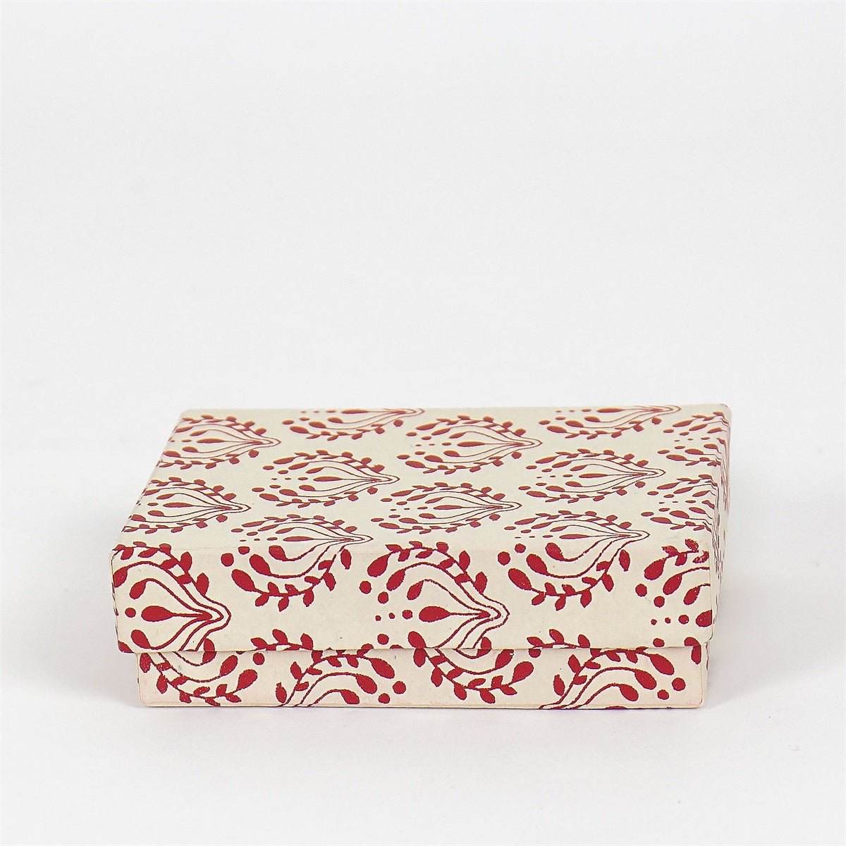 Spirit Romb Pendant, Red and White - Bon Ton goods