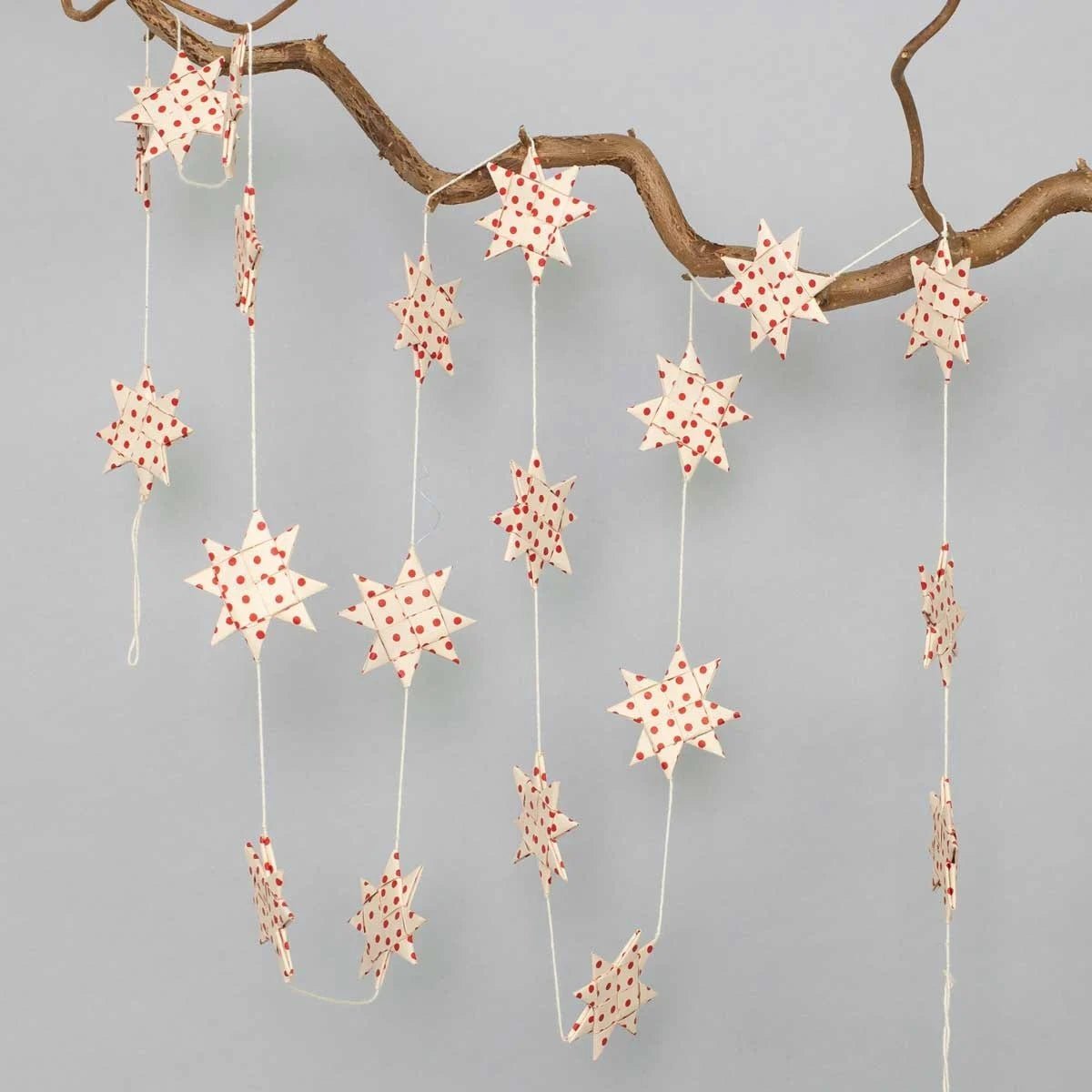 Swedish Star Christmas Garland, White and Red by A World of Craft, Swedish-designed handmade Christmas decoration