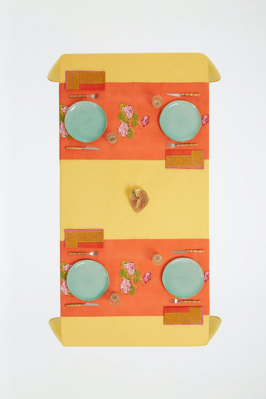 Tea Flower - Table Runner Lisa Corti - Bon Ton goods