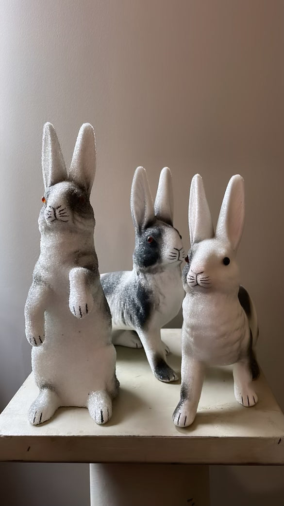 Black and White Beaded Hare Upright | Ino Schaller