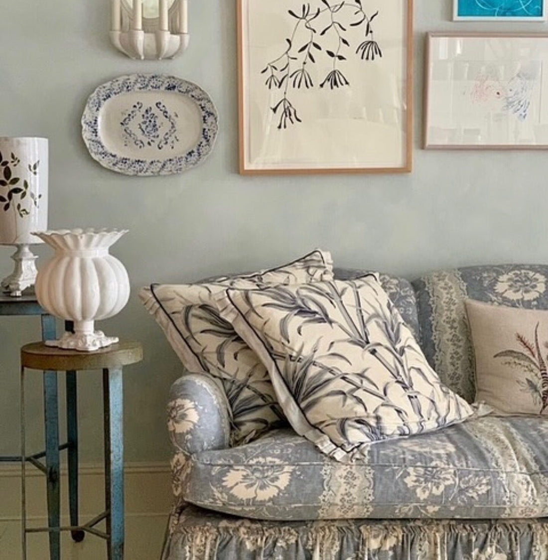 Anna Wintour Style | Precision, Color & Authority - Bon Ton goods