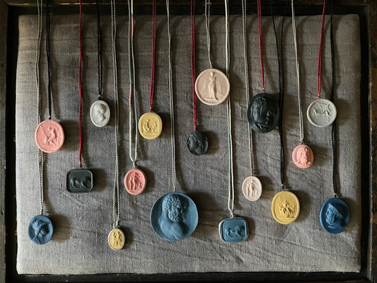 Marcie McGoldrick: A Grand Tour in Porcelain - Bon Ton goods