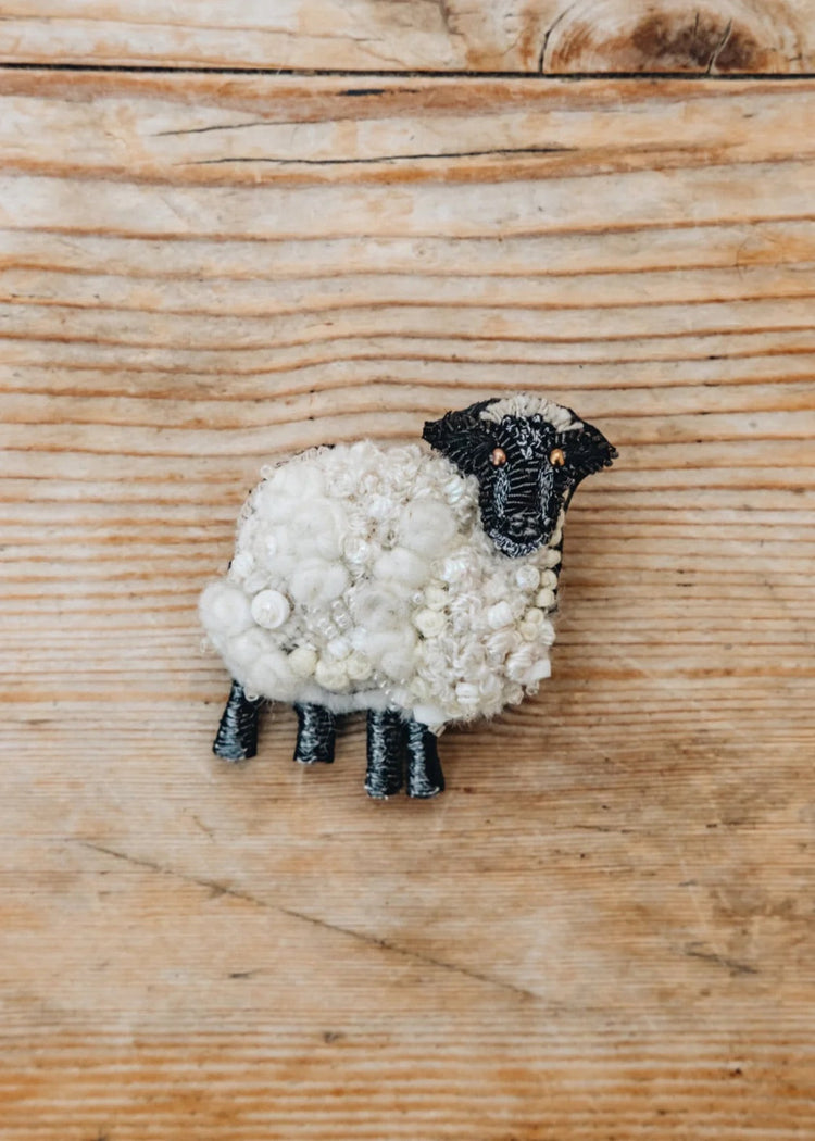 BROOCHES