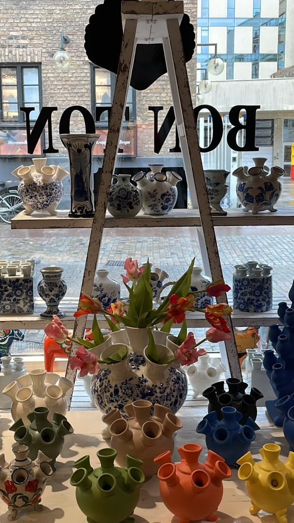 HEINEN DELFTS BLAUW - Ceramic vases crafted in Holland, inspired by the classical delfts tradition. Bon Ton goods