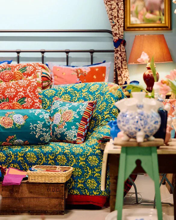 LISA CORTI - Bon Ton goods
