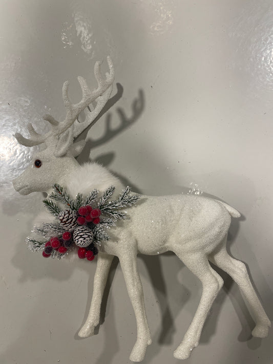 Beaded Large Grand Reindeer - White with Fur and Big Decoration | Ino Schaller