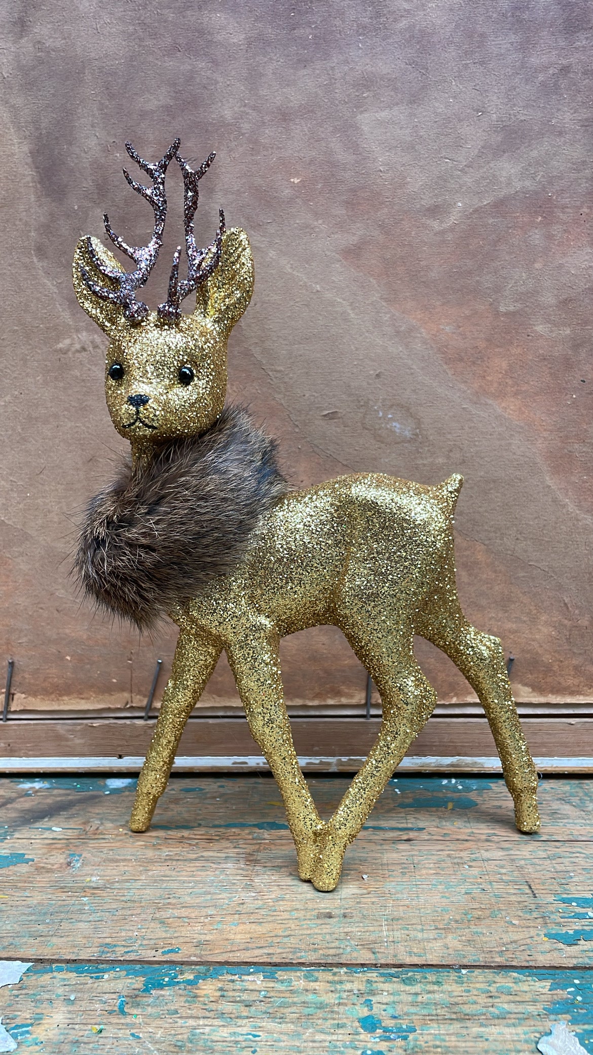 Gold Glitter Deer With Fur Collar | Ino Schaller