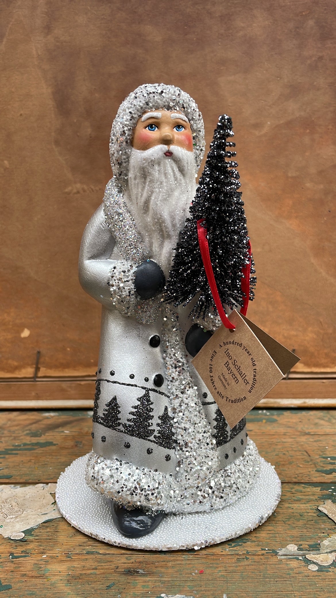 Silver Walking, Santa with Treescene | Ino Schaller