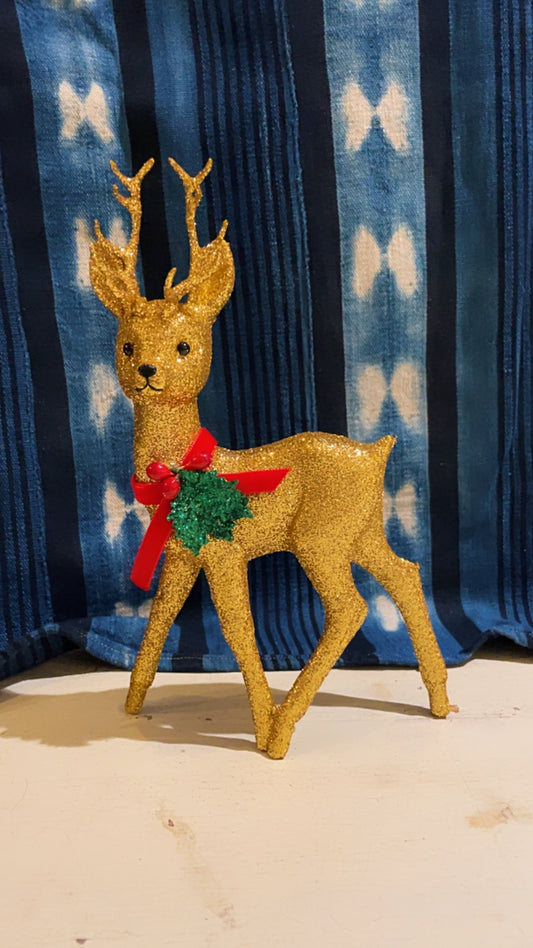 Glitter Deer - Brilliant Gold with Holly - Ino Schaller